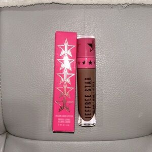 Jeffree Star Velour Liquid Lipstick “Tea Bag”